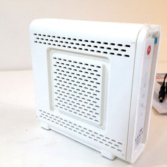 ARRIS SURFboard SB6141 Motorola Surf Board Modem 400 Series with Power Cable - Picture 4 of 11